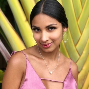 Stunning 🤩 Freshwater white pear necklace